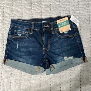 Blue Jean Shorts with Distressed Hem and Stretch